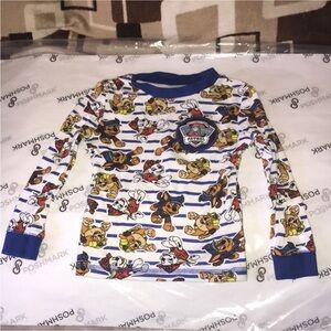 Character.com size 6 paw patrol long sleeved shirt